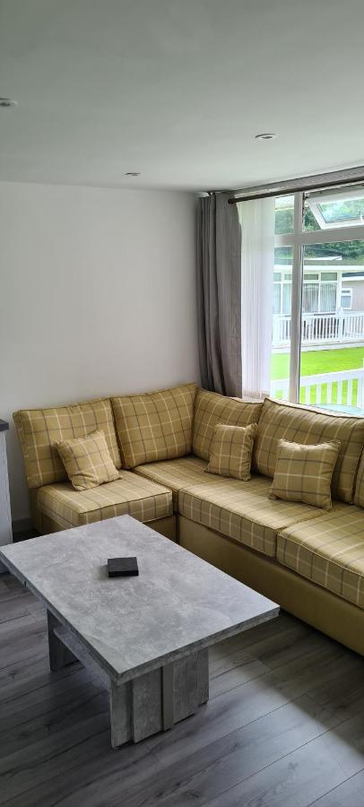 Апартаменти Forget-Me-Not 114 Woodlands Park New Quay Нью-Кі Екстер'єр фото